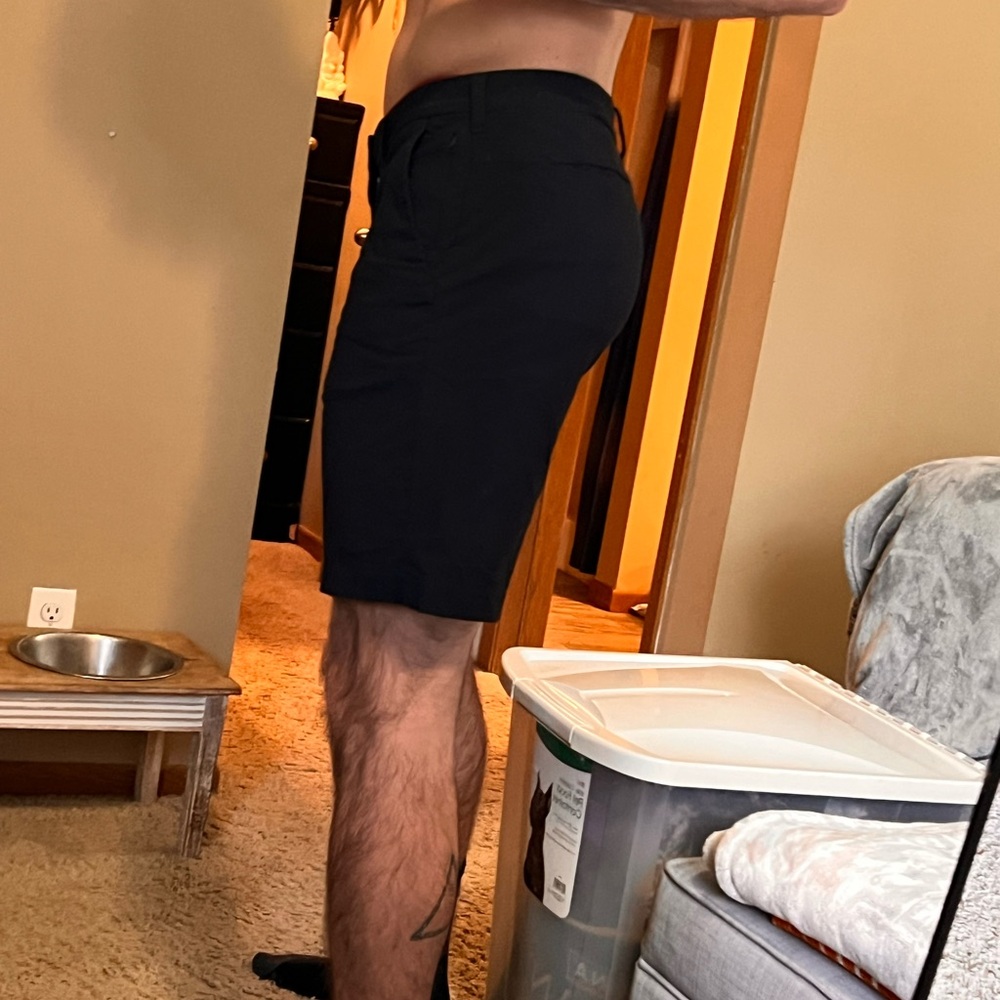 Men’s 34 Express Black Short - Picture 5 of 5